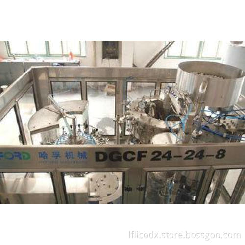 Sprite / Cola Rotary Carbonated Drink Filling Machine Co2